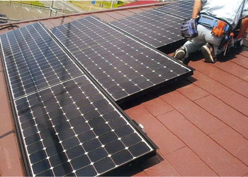 ソーラーパネルの設置